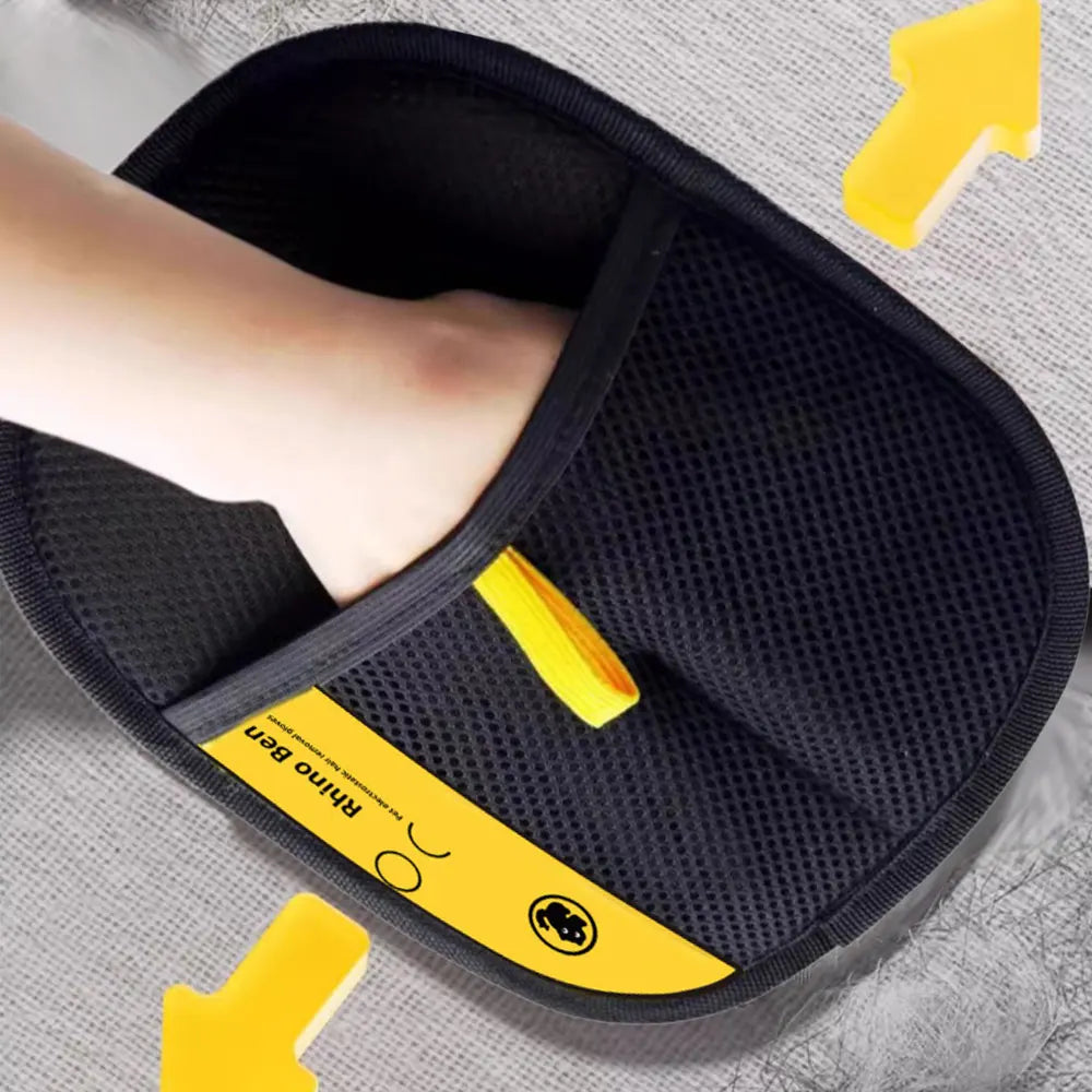 Pet Grooming Gloves – Static Hair Remover Brush for Dogs & Cats Hair Remover Brush Removing Dog Cat Hair From Sofa Carpet Clothes